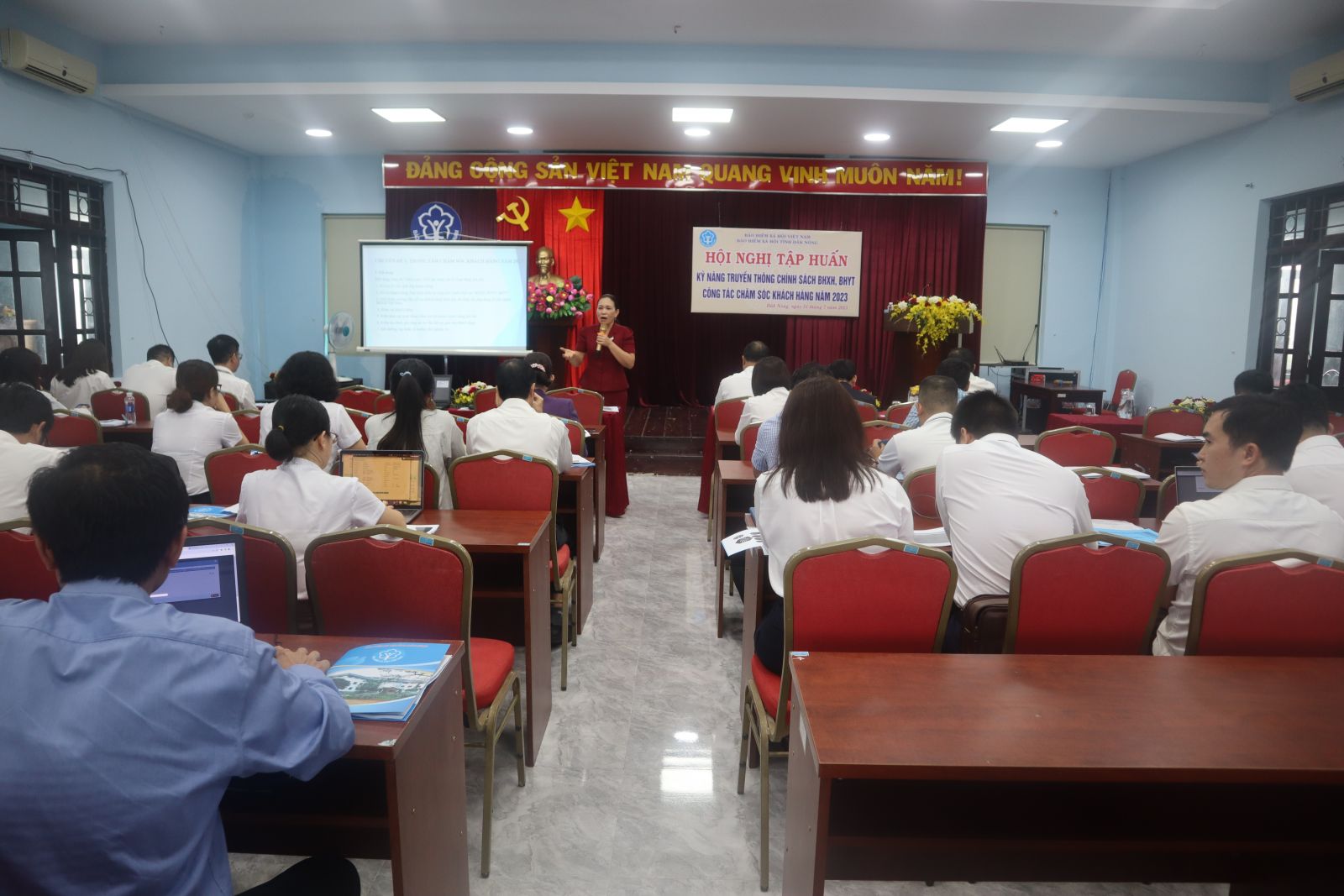 BHXH tỉnh Đắk Nông tổ chức Hội nghị tập huấn kỹ năng truyền thông chính sách BHXH, BHYT công tác chăm sóc khách hàng năm 2023