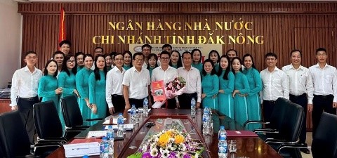 Công bố quyết định Bí thư Chi bộ Ngân hàng Nhà nước tỉnh Đắk Nông khóa IV, nhiệm kỳ 2020 - 2025
