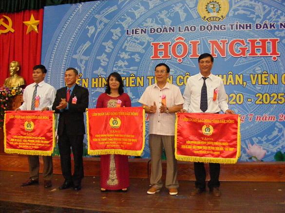 Hội nghị điển hình tiên tiến CNVCLĐ tỉnh Đắk Nông
