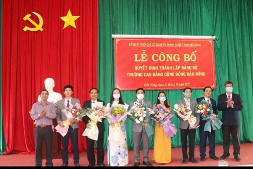Công bố Quyết định thành lập Đảng bộ Trường Cao đẳng Cộng đồng Đắk Nông